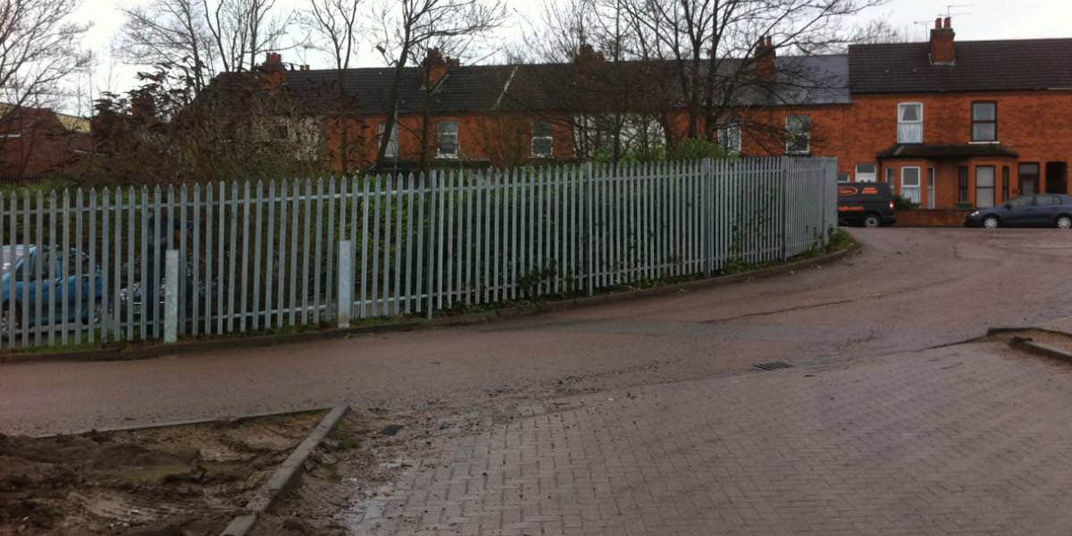 Palisade fencing in Rugby